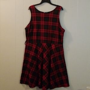 3/$20 Red and green plaid dress